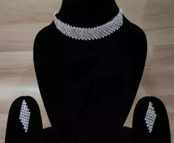 Silver_Plated_Single_Line_Big_Diamond_Choker_With_Earrings_For_Women