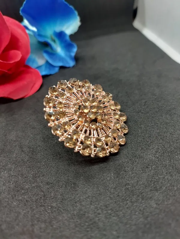 Gold_American_Diamond_Flower_Ring_For_Women