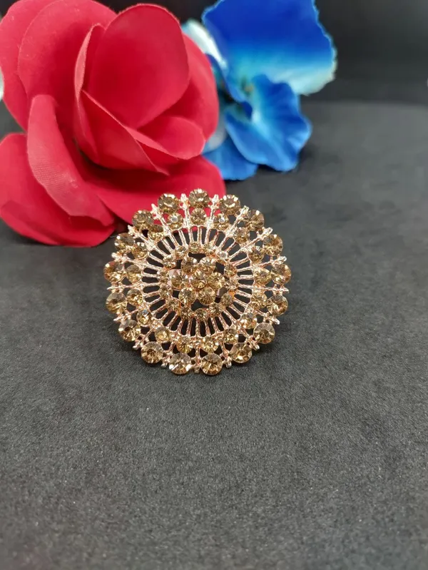Gold_American_Diamond_Flower_Ring_For_Women