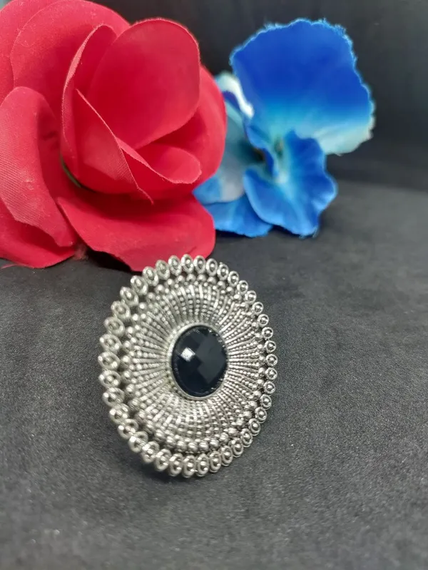 Black_Kundan_Polki_Ring_For_Women
