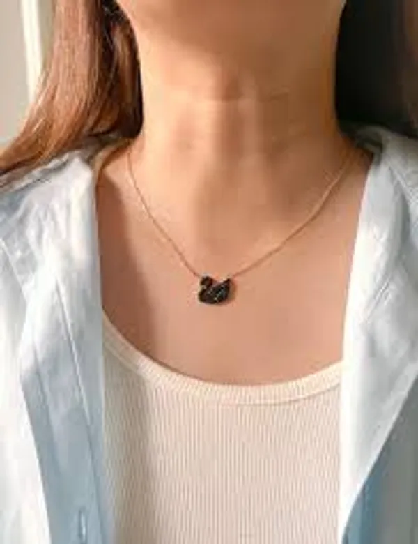 Black_Duck_Pendant_Chain_For_Women
