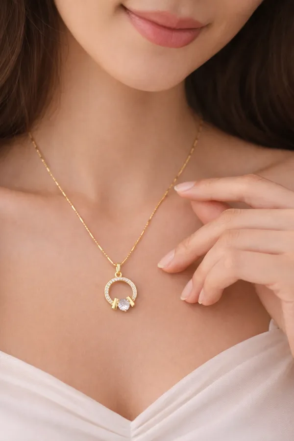 Celeste_Crystal_Circle_Pendant_Necklace_�_Gold_Finish