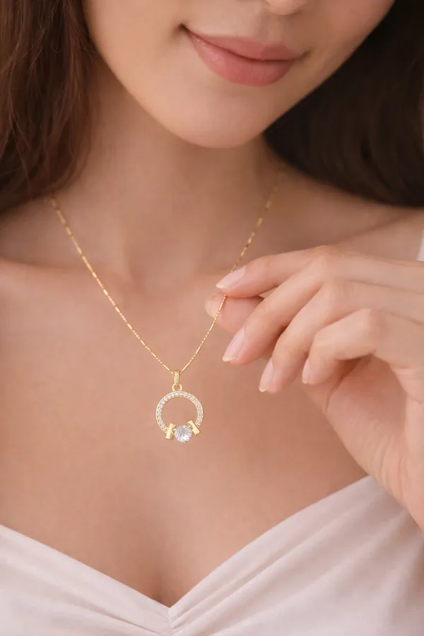 Celeste_Crystal_Circle_Pendant_Necklace_�_Gold_Finish