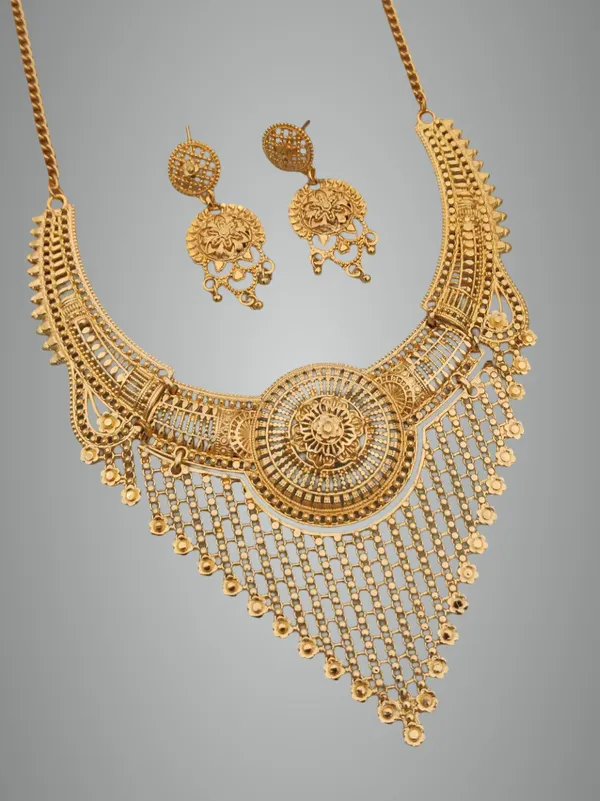 Gold_Maharashtrian_Traditional_Thushi_Choker_For_Women