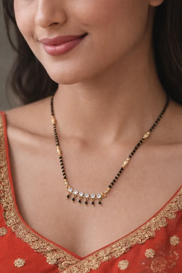 Gold_And_Black_Kolhapuri_Saaj_Wati_Pendant_Mangalsutra_For_Women