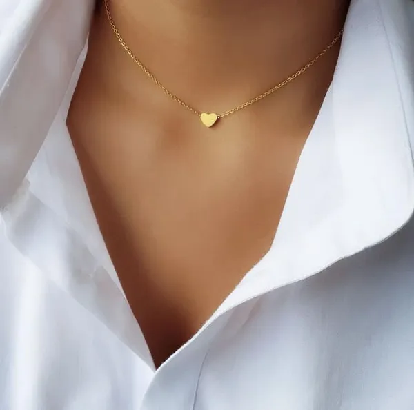 Minimal_Gold_Heart_Pendant_Necklace_�_Elegant_Love_Charm