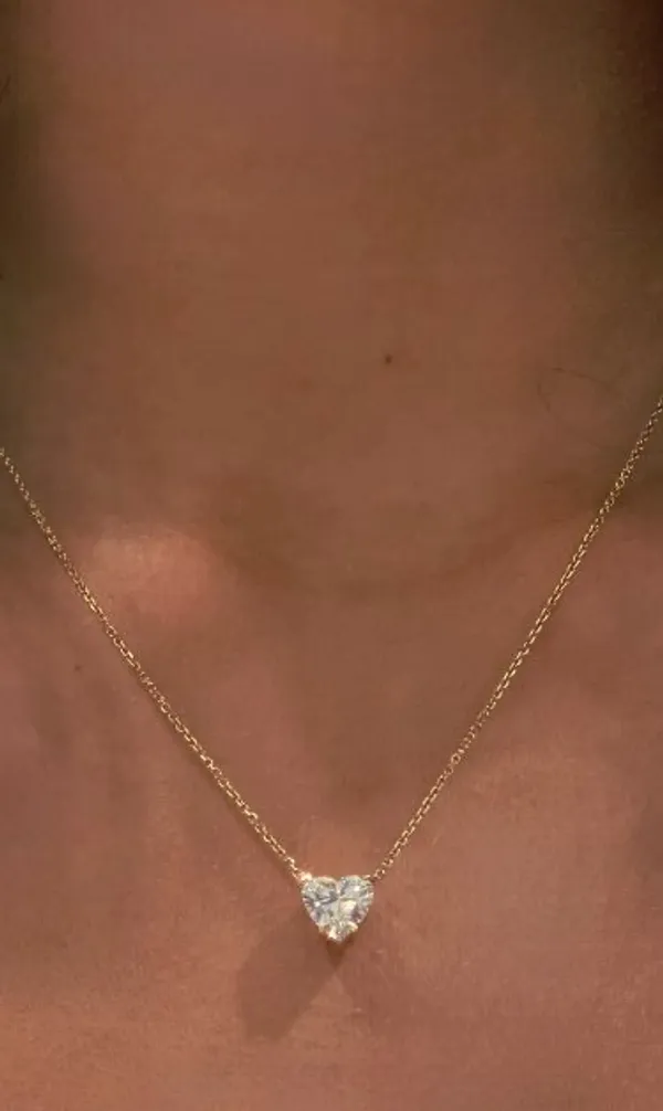 Soft_love_Heart_Pendant_Pure_Heart_Minimal_Necklace