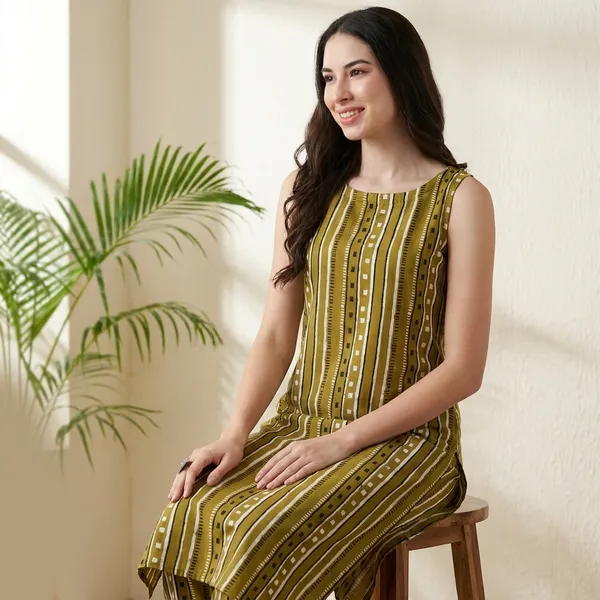 Green_Striped_Sleeveless_Rayon_Kurta_Pant_For_Women