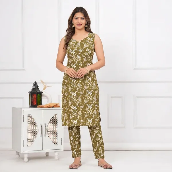 Green_Floral_Print_Pure_Cotton_Sleeveless_Kurta_Pant_Set_For_Women