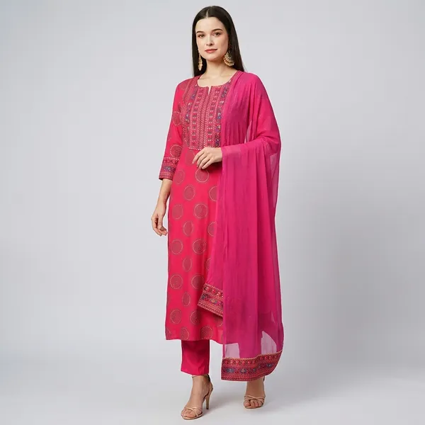 Pink_Kurta_Pant_Set_With_Dupatta_For_Women