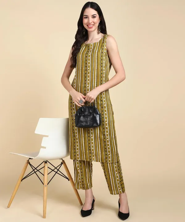 Women_S_Sleeveless_Kurta_Pant_Set