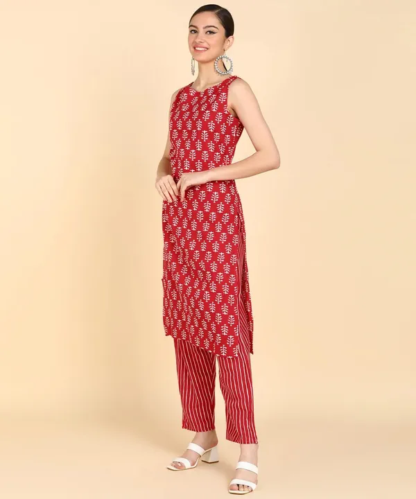 Women_S_Sleeveless_Kurta_Pant_Set