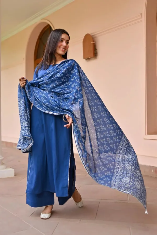 Women_Cotton_Kurta_Palazzo_Set_With_Dupatta
