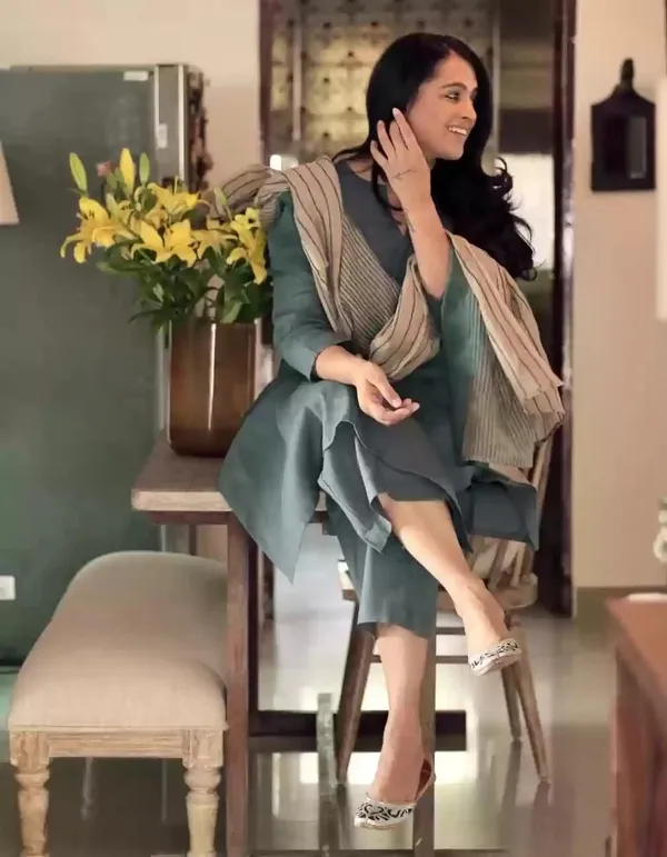 Women_Cotton_Kurta_Palazzo_Set_With_Dupatta