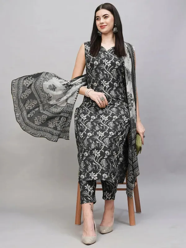 Cotton_Kurta_And_Pant_Set_With_Dupatta_For_Women