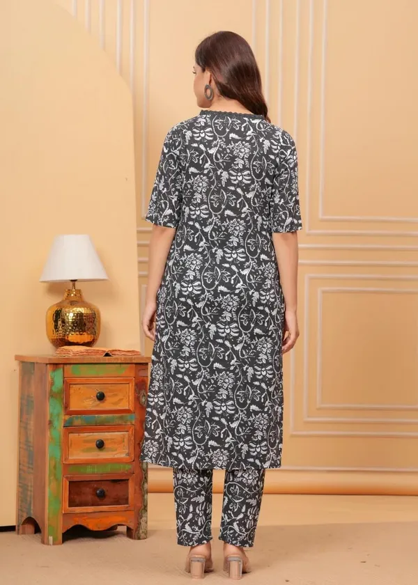 Women_Cotton_Kurta_Pant_Set_With_Dupatta