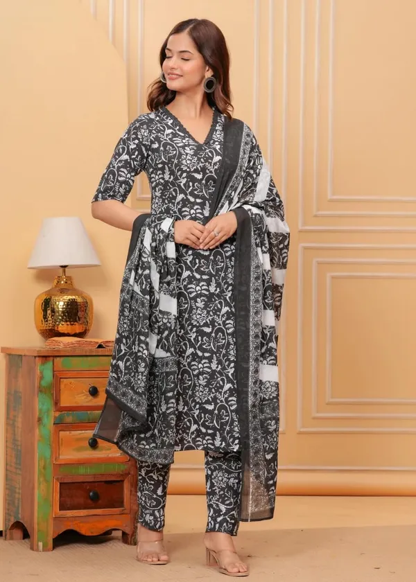 Women_Cotton_Kurta_Pant_Set_With_Dupatta