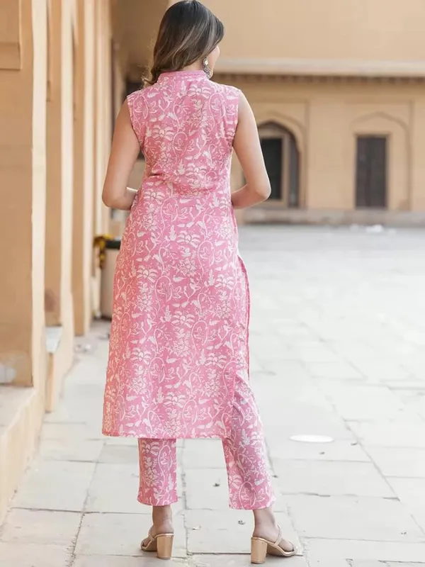 Women_S_Printed_Sleeveless_Kurta_Plazo_Set