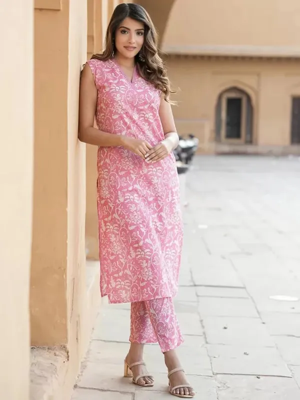 Women_S_Printed_Sleeveless_Kurta_Plazo_Set