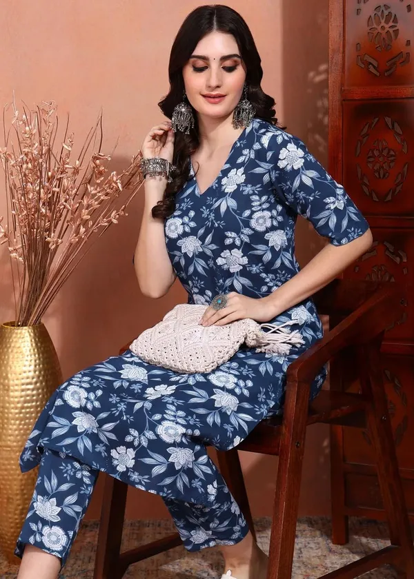 Women_Floral_Print_Sleeveless_Kurta_Pant_Set