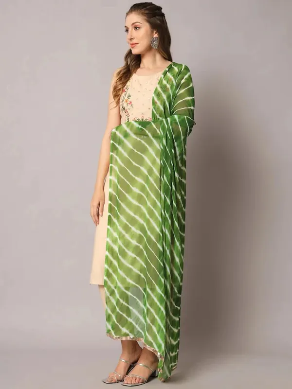 Women_Embroidered_Kurta_Trouser_Dupatta_Set