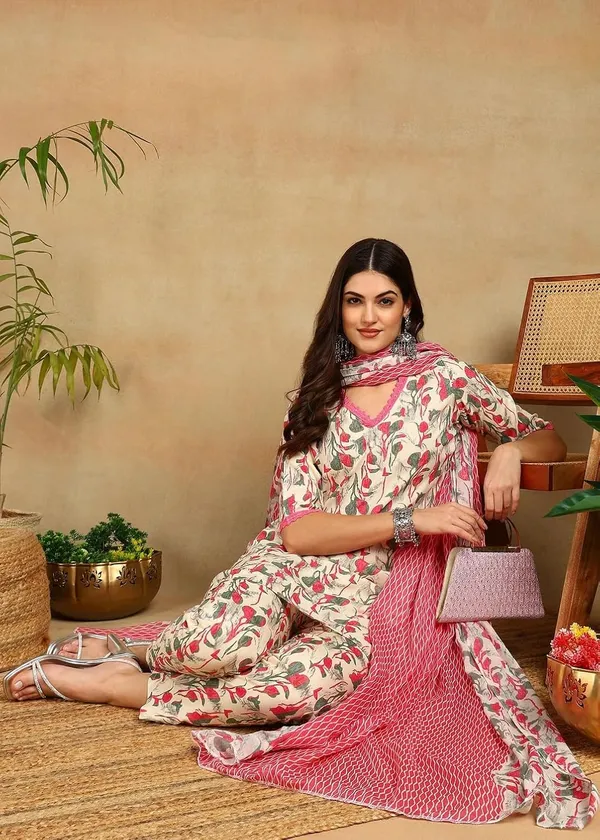 Women_Floral_Print_Kurta_Pant_Dupatta_Set