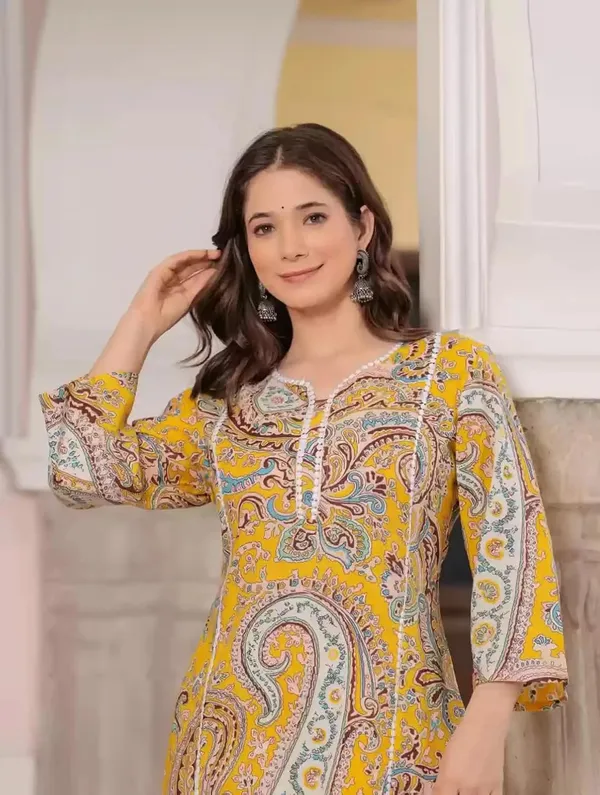 Women_Floral_Print_Kurta_Pant_Set