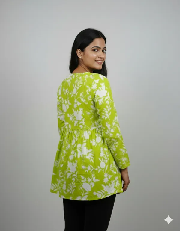 Floral_Print_Top_For_Women_&_Girls