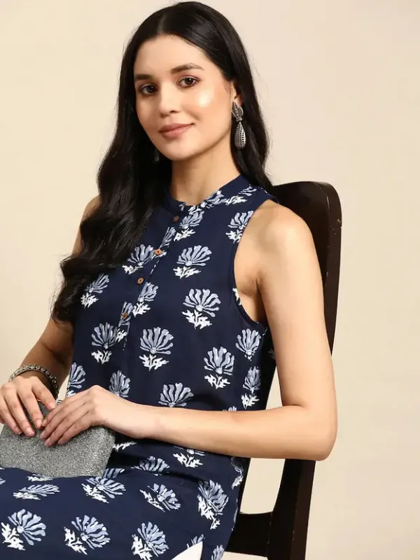 Sleeveless_Blue_Printed_Kurti