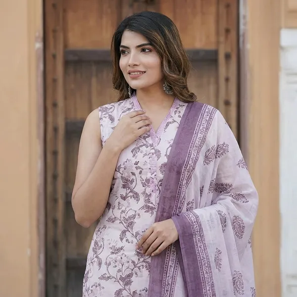 Floral_Print_Kurta_Trouser_Dupatta_Set