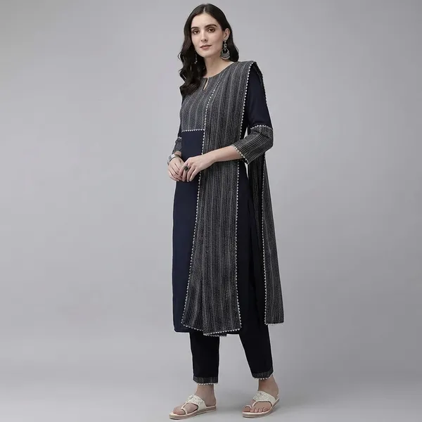 Printed_Kurta_Trouser_Dupatta_Set_For_Women