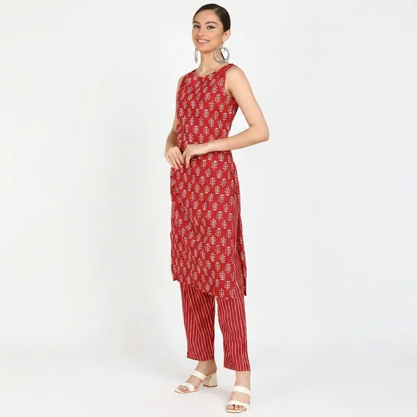Women_S_Sleeveless_Kurta_Pant_Set