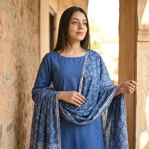 Women_Cotton_Kurta_Palazzo_Set_With_Dupatta