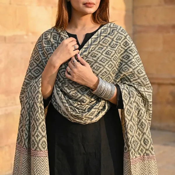 Women_Cotton_Kurta_Palazzo_Set_With_Dupatta