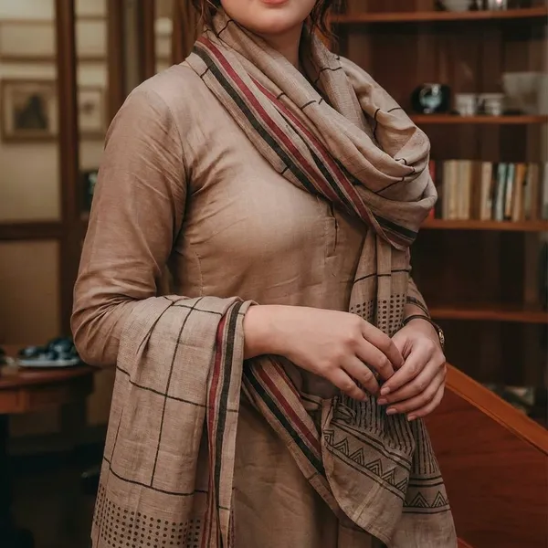 Women_Cotton_Kurta_Plazo_Set_With_Dupatta