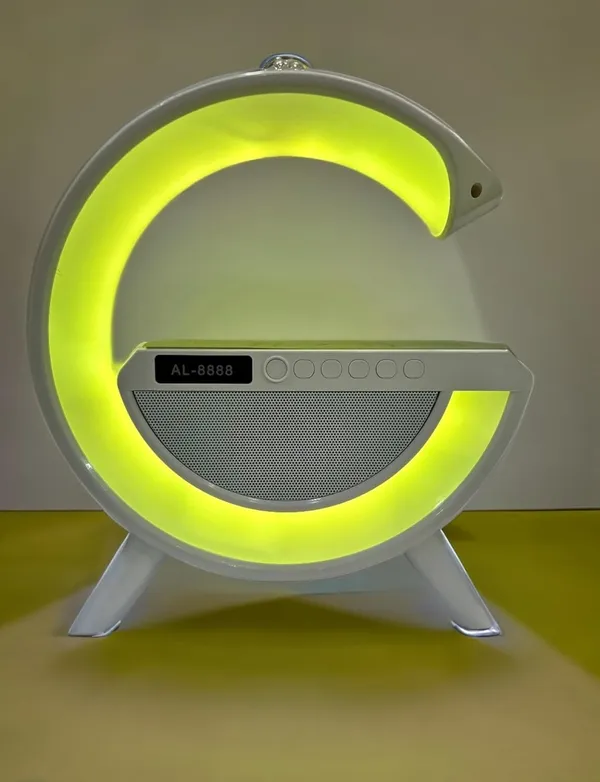 White_Plastic_Speaker_For_Home