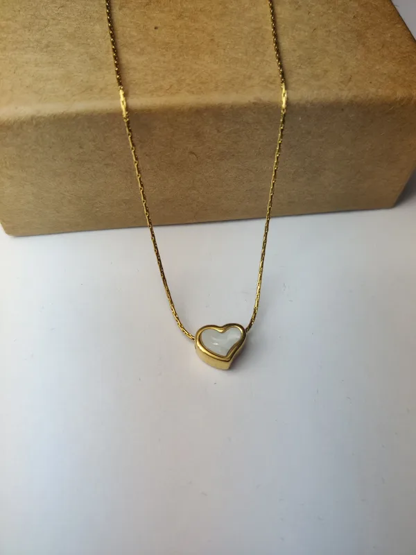 White_Brass_Premium_Pearl_Heart_Pendant_For_Women