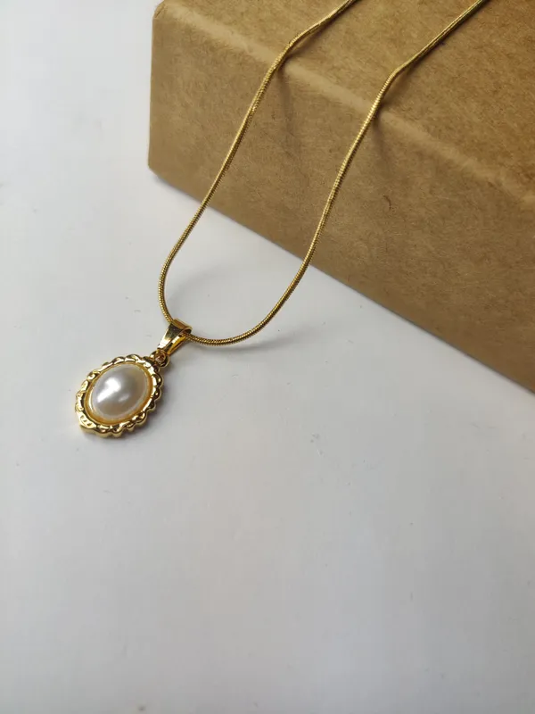 White_Brass_Premium_Oval_Pearl_Drop_Pendant_For_Women
