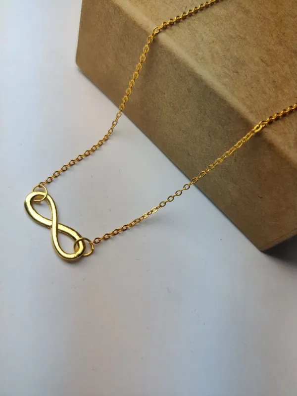 Gold_Brass_Premium_Infinity_Pendant_For_Women