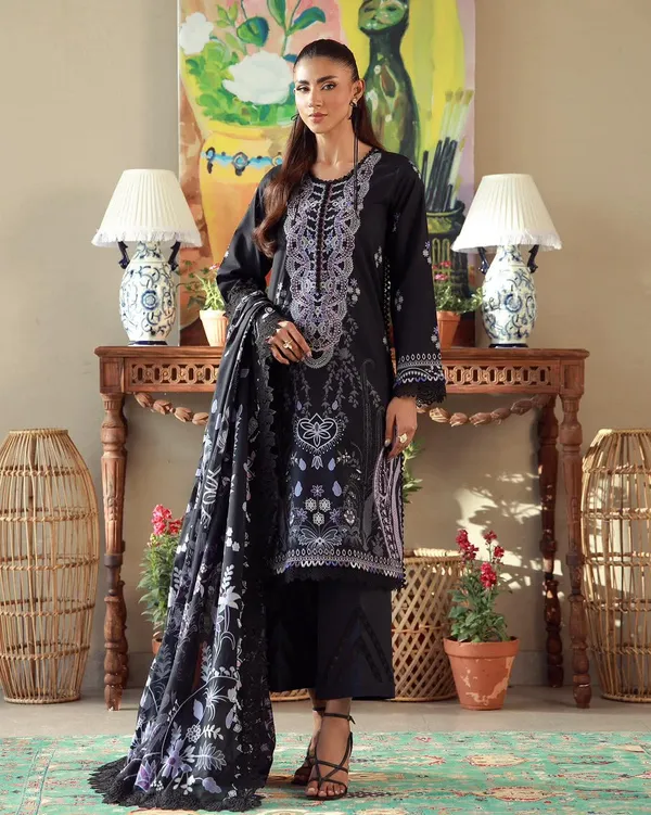 JADE_URBAN_EMBROIDERED
