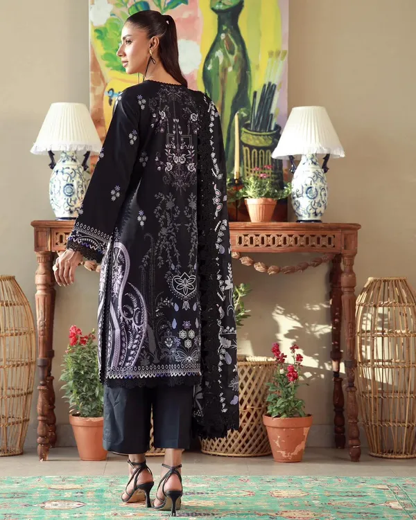 JADE_URBAN_EMBROIDERED