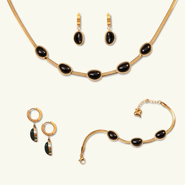 Black_Stone_Studded_Necklace_Set