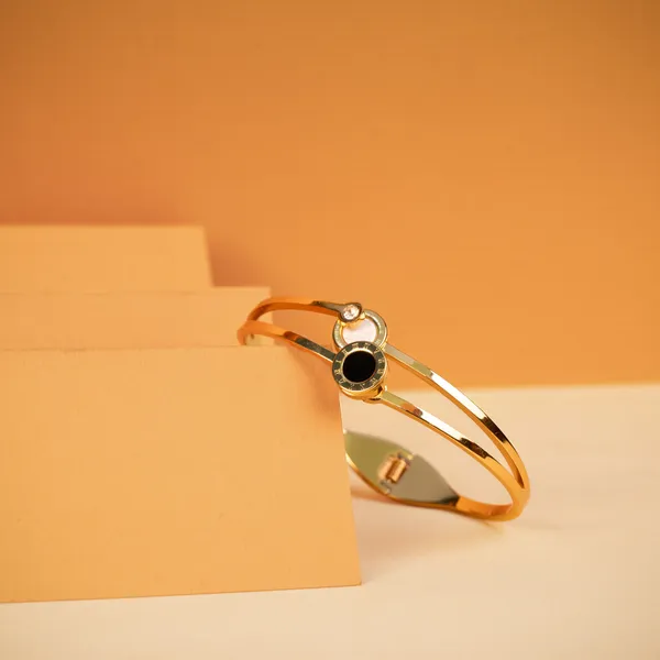 Black_And_White_Stone_Bracelet