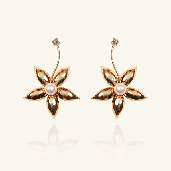 Stone_And_Pearl_With_Flower_Drop_Earrings