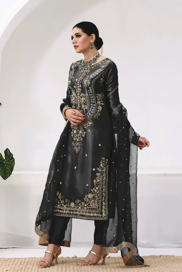 Black_Embroidered_Silk_Kurta_Set_with_Organza_Dupatta
