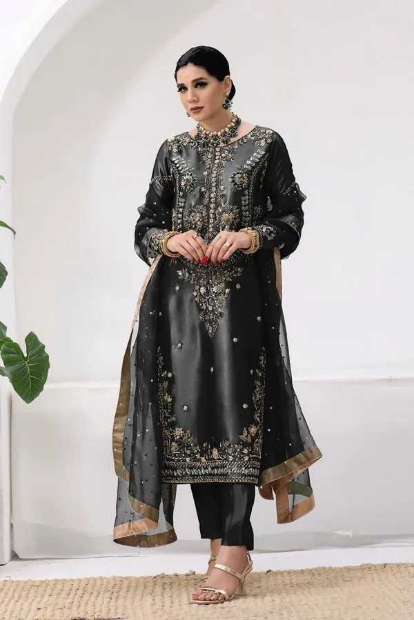 Black_Embroidered_Silk_Kurta_Set_with_Organza_Dupatta