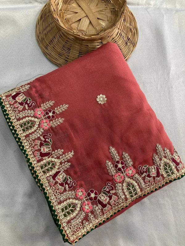 Maroon_Party_Wear_Star_Georgette_Saree_For_Women