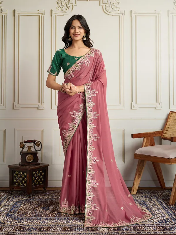 Maroon_Party_Wear_Star_Georgette_Saree_For_Women