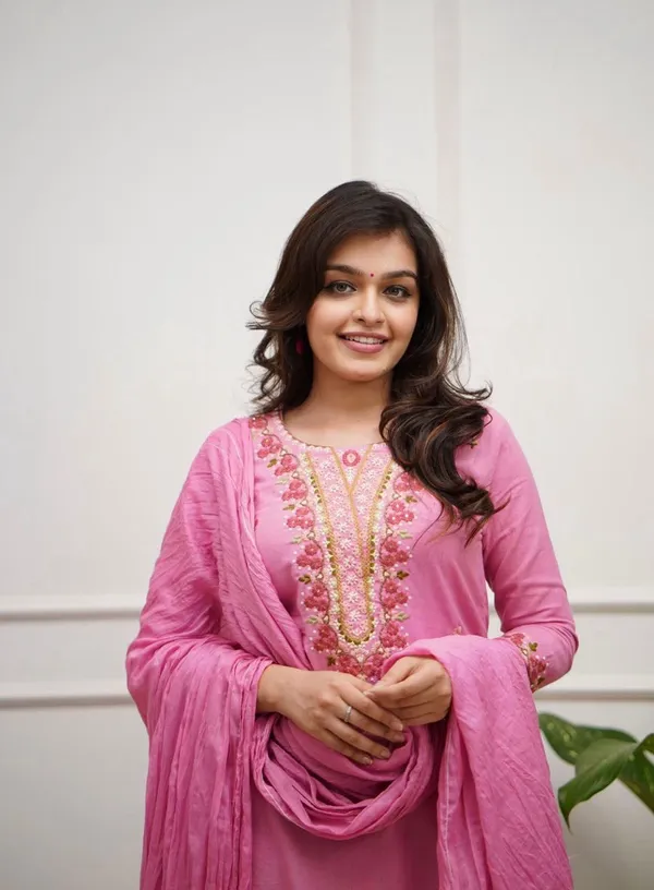 Designer_Pink_Embroidered_Kurta_Set_with_Dupatta_|_Elegant_Ethnic_Wear_for_Women