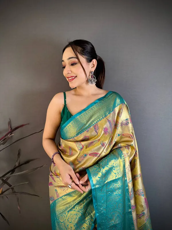 Elegant_Gold_Teal_Kanjivaram_Silk_Saree
